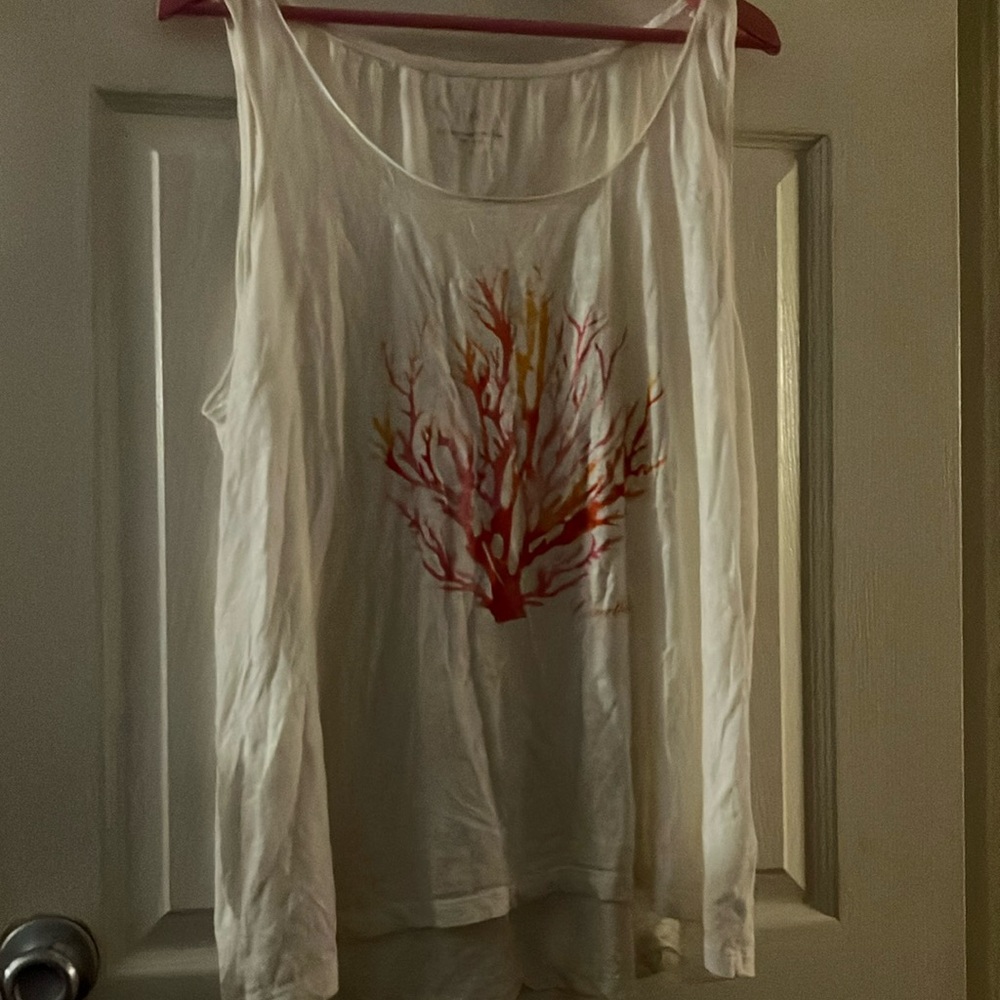 Xl tree of life white j hill shirt